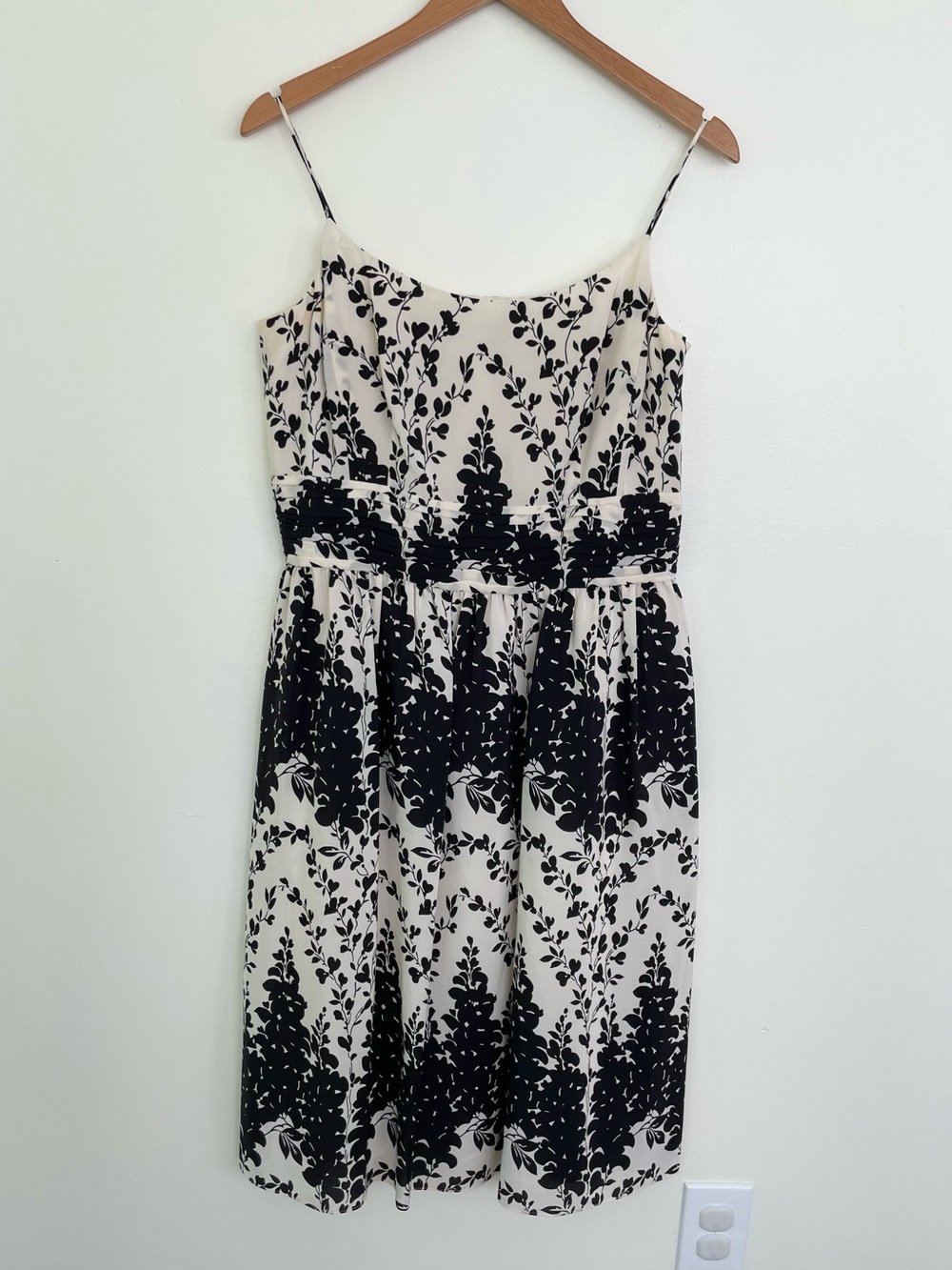 Ann Taylor 100% Silk Floral Black and Ivory Fit & Flare Dress 12 *altered*